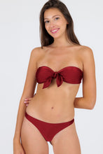 Laad de afbeelding in de Gallery-viewer, Gallery: Rio De Sol Set Set Shimmer-Divino Bandeau-Knot Nice-Fio