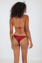 Laad de afbeelding in de Gallery-viewer, Model Back: Rio De Sol Top Top Shimmer-Divino Tri-Rope