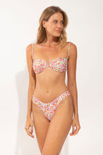 Laad de afbeelding in de Gallery-viewer, Image 07: Rio De Sol Top Top Ditsy-Sky Zaya