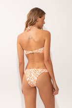 Laad de afbeelding in de Gallery-viewer, Model Back: Rio De Sol Set Set Sahari Tayra Leblon