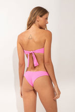Laad de afbeelding in de Gallery-viewer, Model Back: Rio De Sol Top Top Crespinho-Rosa Mavi