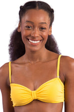 Laad de afbeelding in de Gallery-viewer, Gallery: Rio De Sol Top Top Malibu-Yellow Bandeau-Duo