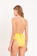 Laad de afbeelding in de Gallery-viewer, Model Back: Rio De Sol One-Piece Amarelo New Vegas