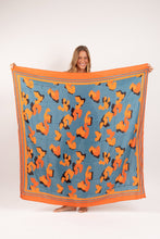 Laad de afbeelding in de Gallery-viewer, Model Front: Rio De Sol Pareo Luma Canga