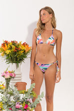 Laad de afbeelding in de Gallery-viewer, Model Front: Rio De Sol Set Set Fresh-Day Tri-Inv Ibiza-Comfy
