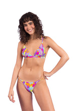 Laad de afbeelding in de Gallery-viewer, Model Front: Rio De Sol Top Top Dreams Tri-Fixo