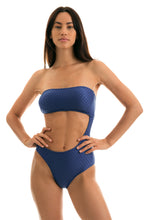 Laad de afbeelding in de Gallery-viewer, Model Front: Rio De Sol One-Piece Body Kiwanda Denim Rio