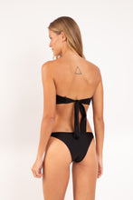 Laad de afbeelding in de Gallery-viewer, Model Back: Rio De Sol Bottom Bottom Shimmer-Black Leblon