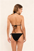 Laad de afbeelding in de Gallery-viewer, Model Back: Wednesday In Hawaii By Rio De Sol Bottom Bottom Lava Kaleia-Comfy