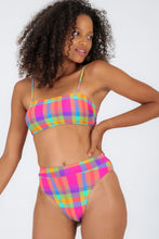 Laad de afbeelding in de Gallery-viewer, Gallery: Rio De Sol Set Set Tulip-Garden Bandeau-Reto Hotpant-Cos