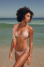 Laad de afbeelding in de Gallery-viewer, Image 07: Rio De Sol Top Top Ditsy-Sky Frufru