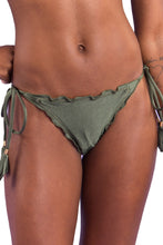 Laad de afbeelding in de Gallery-viewer, Gallery: Rio De Sol Bottom Bottom Croco Frufru-Fio