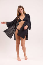 Laad de afbeelding in de Gallery-viewer, Image 11: Rio De Sol Kaftans / Cover Ups Black Kimono