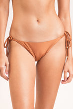 Laad de afbeelding in de Gallery-viewer, Gallery: Rio De Sol Bottom Bottom Nocciola Ibiza-Comfy