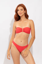 Laad de afbeelding in de Gallery-viewer, Model Front: Rio De Sol Bottom Bottom Cali-Flamingo Essential-Comfy