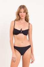 Laad de afbeelding in de Gallery-viewer, Model Front: Rio De Sol Bottom Bottom Dots-Black Essential-Comfy