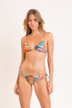Laad de afbeelding in de Gallery-viewer, Model Front: Rio De Sol Set Set Love-Trip Tri-Fixo Ibiza-Comfy