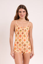 Laad de afbeelding in de Gallery-viewer, Model Front: Rio De Sol One-Piece Mosaico Margot