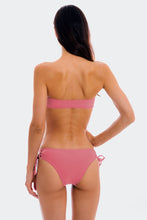 Laad de afbeelding in de Gallery-viewer, Model Back: Rio De Sol Top Top Confetti Bandeau-Reto