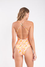 Laad de afbeelding in de Gallery-viewer, Model Back: Rio De Sol One-Piece Dreamy Julia