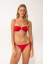 Laad de afbeelding in de Gallery-viewer, Model Front: Rio De Sol Bottom Bottom Malibu-Malagueta Cheeky-Tie