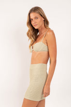 Laad de afbeelding in de Gallery-viewer, Image 04: Rio De Sol Beach Skirt Brisa-Pistache Rubi Skirt