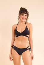 Laad de afbeelding in de Gallery-viewer, Image 11: Rio De Sol Set Set Dots-Black Kate Madrid