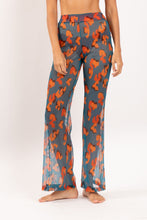 Laad de afbeelding in de Gallery-viewer, Gallery: Rio De Sol Beach Trousers Luma Pants Lana