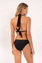 Laad de afbeelding in de Gallery-viewer, Model Back: Rio De Sol Bottom Bottom Shimmer-Black Essential-Comfy