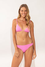 Laad de afbeelding in de Gallery-viewer, Model Front: Rio De Sol Bottom Bottom Crespinho-Rosa Essential-Comfy