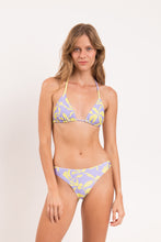 Laad de afbeelding in de Gallery-viewer, Model Front: Rio De Sol Bottom Bottom Glow Essential-Comfy