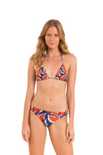 Laad de afbeelding in de Gallery-viewer, Model Front: Rio De Sol Bottom Bottom Leaves Essential-Comfy