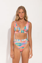 Laad de afbeelding in de Gallery-viewer, Image 08: Rio De Sol Set Set River Halter-Cos Hotpant-Cos