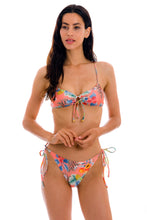 Laad de afbeelding in de Gallery-viewer, Model Front: Rio De Sol Set Set Frutti Mila Ibiza-Comfy