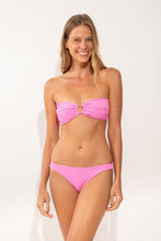 Laad de afbeelding in de Gallery-viewer, Model Front: Rio De Sol Top Top Crespinho-Rosa Mavi