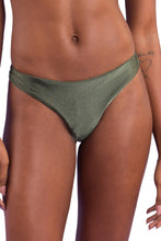 Laad de afbeelding in de Gallery-viewer, Gallery: Rio De Sol Bottom Bottom Croco Essential
