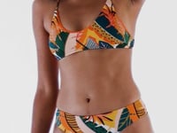 Laad en speel video af in Gallery-viewer, Video: Rio De Sol Top Top El-Arco Bralette