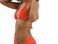 Laad en speel video af in Gallery-viewer, Video: Rio De Sol Bottom Bottom Rouge Mel-Comfy