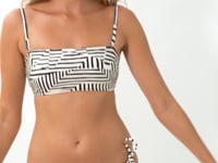 Laad en speel video af in Gallery-viewer, Video: Rio De Sol Top Top Collage Bandeau-Reto
