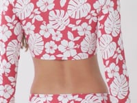 Laad en speel video af in Gallery-viewer, Video: Wednesday In Hawaii By Rio De Sol Top Top Pua-Hibiscus Reef