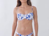 Laad en speel video af in Gallery-viewer, Video: Rio De Sol Bottom Bottom Pua-Pacifica Kai