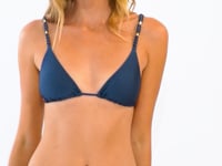Laad en speel video af in Gallery-viewer, Video: Rio De Sol Bottom Bottom Shimmer-Shark Ibiza-Comfy-Gold