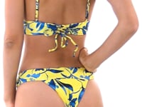 Laad en speel video af in Gallery-viewer, Video: Rio De Sol Bottom Bottom Lemon Flower Tri Cos
