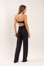 Laad de afbeelding in de Gallery-viewer, Model Back: Rio De Sol Beach Trousers Black Pants Knot