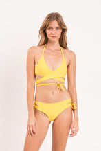 Laad de afbeelding in de Gallery-viewer, Model Front: Rio De Sol Bottom Bottom Amarelo Madrid