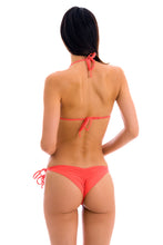 Laad de afbeelding in de Gallery-viewer, Model Back: Rio De Sol Bottom Bottom Dots-Tabata Frufru