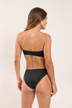 Laad de afbeelding in de Gallery-viewer, Model Back: Rio De Sol Bottom Bottom Lava Waikiki