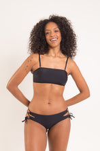 Laad de afbeelding in de Gallery-viewer, Model Front: Rio De Sol Bottom Bottom Nero Madrid