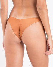 Laad de afbeelding in de Gallery-viewer, Image 05: Rio De Sol Bottom Bottom Nocciola Italy