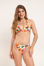 Laad de afbeelding in de Gallery-viewer, Model Front: Rio De Sol Bottom Bottom Picnic Mel-Comfy
